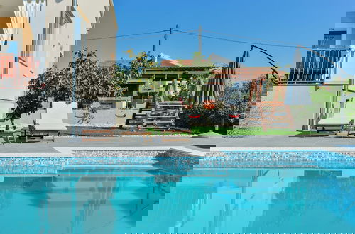 Photo 36 - Villa in Debeljak With Private Pool