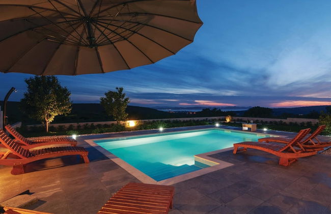 Villa in Debeljak With Private Pool - Foto 35