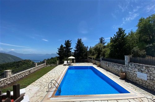 Foto 13 - Executive Villa Scorpios With Private Pool