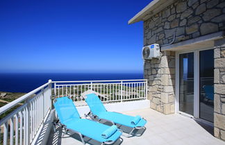 Foto 1 - Villa With 180 Degree Sea View - Sleeps 2-6