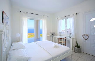 Foto 2 - Stunning 3-bed Villa in Agia Pelagia With Sea View