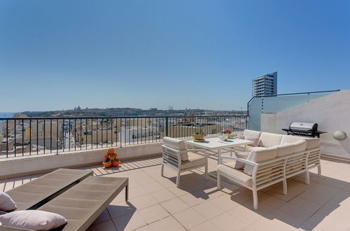 Photo 1 - Superlative Penthouse With Spacious Terrace