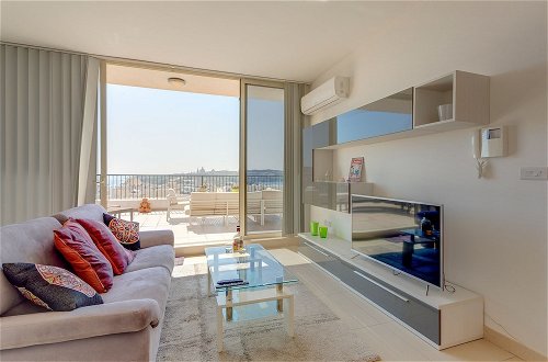 Foto 9 - Superlative Penthouse With Spacious Terrace
