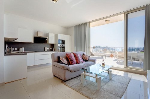 Foto 5 - Superlative Penthouse With Spacious Terrace
