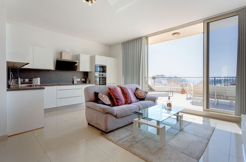 Photo 5 - Superlative Penthouse With Spacious Terrace