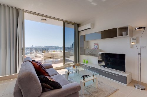 Foto 6 - Superlative Penthouse With Spacious Terrace