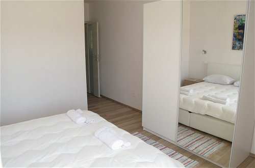 Foto 5 - A2 - Modern apt With Balcony, sea View & Parking
