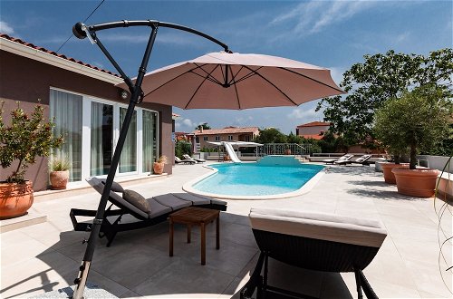 Foto 52 - Five bedroom villa Emily with pool