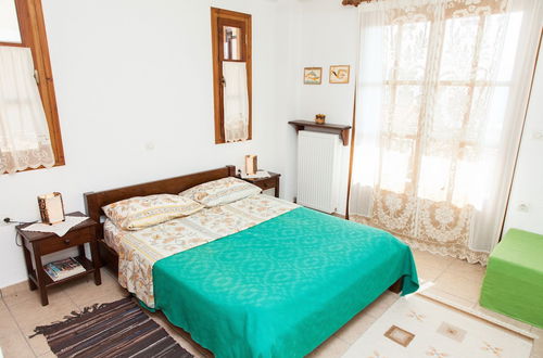 Photo 4 - Arachova's Hilltop Delight Apartment