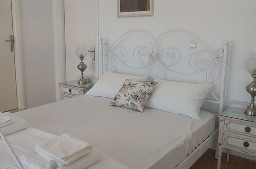 Photo 13 - Estate Dafnopanagia Luxury Apartment