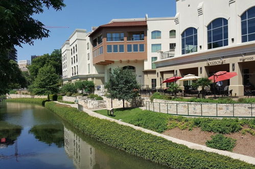 Photo 72 - Wyndham Garden San Antonio Riverwalk/Museum Reach