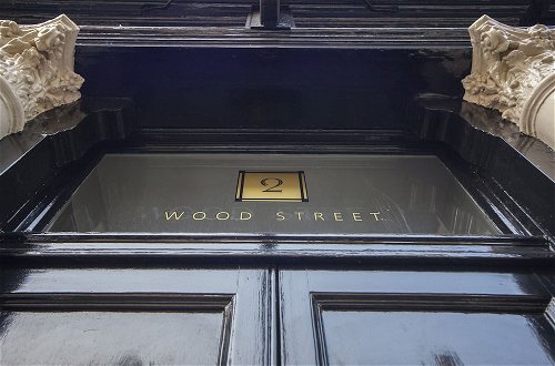 Foto 47 - Stylish Wood Street Apartment