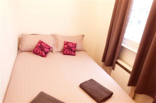 Photo 5 - SS Property Hub – Apartment Close to Hyde Park