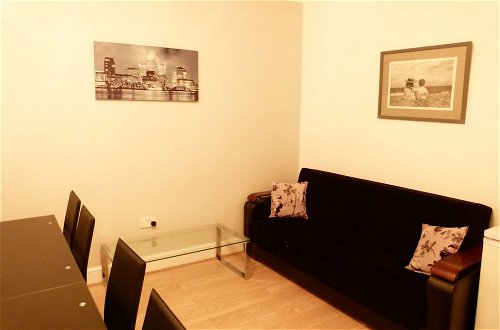 Photo 23 - SS Property Hub – Apartment Close to Hyde Park