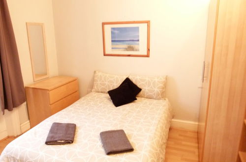 Photo 8 - SS Property Hub – Apartment Close to Hyde Park