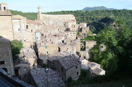 Foto 27 - Rustic Holiday Home in San Valentino With Terrace