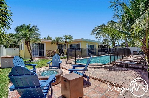 Photo 27 - Close to Beach 4Br with Heated Pool