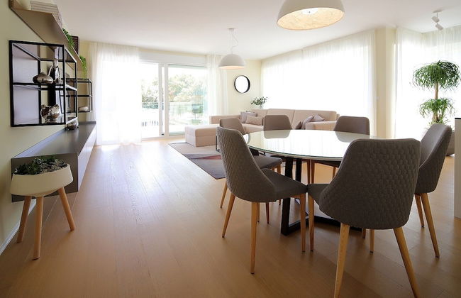New Apartments with Pool near Beach - Foto 11
