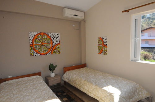 Photo 3 - Santa Marina Apartments