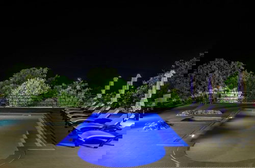 Foto 1 - Brand new Countryside Villa With Heated Pool