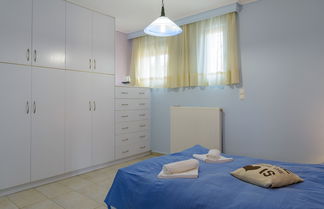 Photo 2 - Comfy Vacation Flat Near the Beach