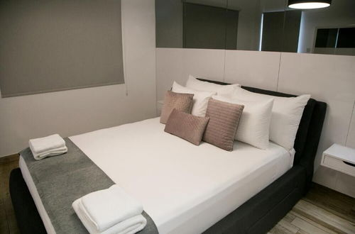 Photo 9 - Corina Suites and Apartments