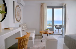 Photo 3 - Mythology Naxos Villas & Suites