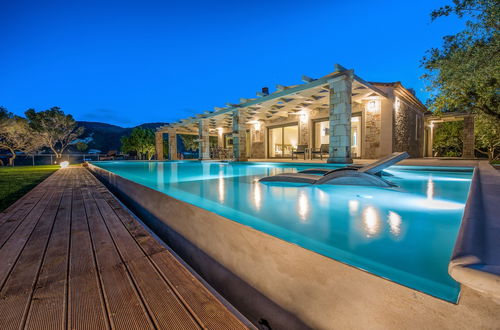 Photo 25 - Artina Luxury Villa