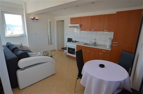 Photo 12 - Zdenac Apartment