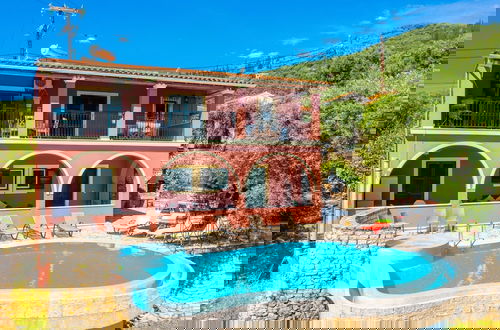 Photo 1 - Bougainvillea Large Private Pool Walk to Beach Sea Views A C Wifi Car Not Required Eco-friend - 195