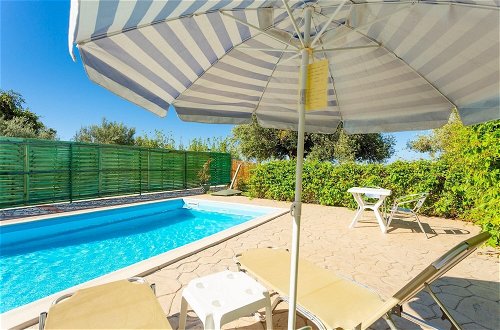 Photo 12 - Villa Russa Alexandros Large Private Pool Walk to Beach Sea Views Wifi - 2018