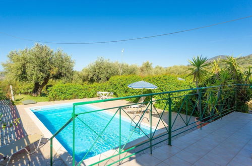 Photo 11 - Villa Russa Alexandros Large Private Pool Walk to Beach Sea Views Wifi - 2018