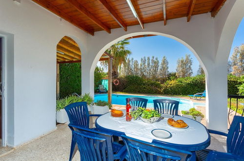 Foto 44 - Argaka Sun Villa Thio Large Private Pool Walk to Beach Sea Views A C Wifi - 2147