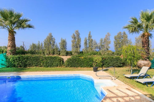 Foto 58 - Argaka Sun Villa Thio Large Private Pool Walk to Beach Sea Views A C Wifi - 2147