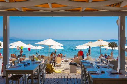 Foto 36 - Villa Elpida Private Pool Walk to Beach Sea Views A C Wifi Car Not Required - 2423