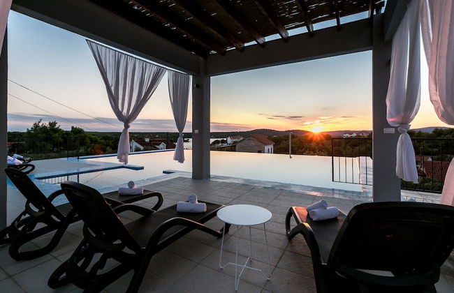Villa Toma - Foto 1