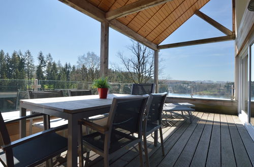 Photo 13 - Luxury Apartment With Sauna Over a Lake