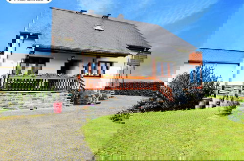 Foto 1 - Modern Holiday Home in Schönberg with Hot Tub