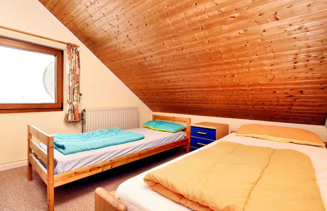 Modern Holiday Home in Schönberg with Hot Tub - Foto 13