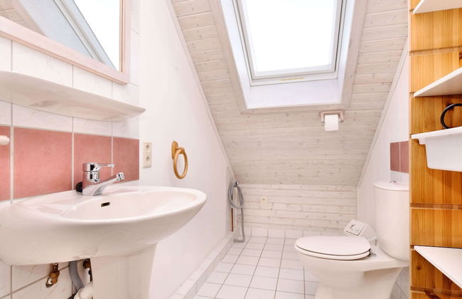 Modern Holiday Home in Schönberg with Hot Tub - Foto 29