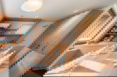 Foto 50 - Lovely Apartment With Sauna, Ski Storage, Pool, Terrace