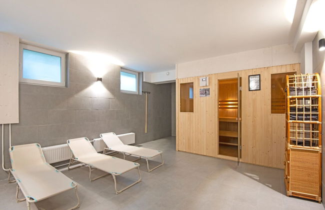 Beautiful Holiday Home Near St Anton Am Arlberg With Sauna - Foto 18