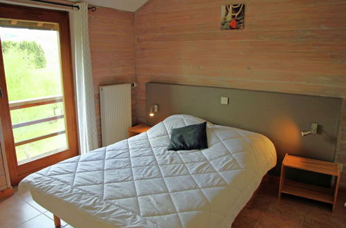 Foto 6 - Duplex Chalet in Rendeux Ardennes With Sauna and Terrace