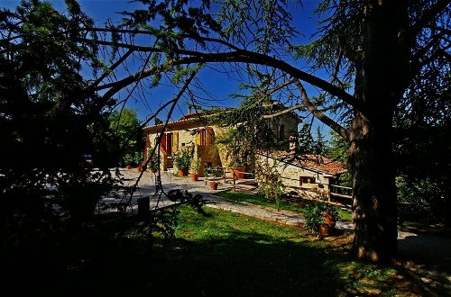 Photo 17 - Villa Ceppeto Best Of Tuscany for Your Family