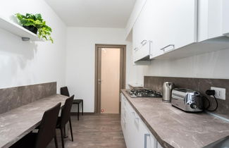 Photo 2 - Co-c933-ggar24a2 - Central Modern Apartment