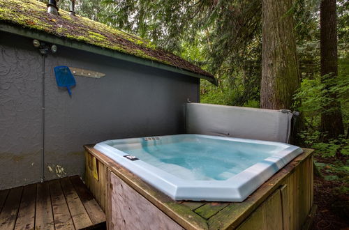 Photo 11 - 60GS - Hot Tub - BBQ - WiFi - Sleeps 2