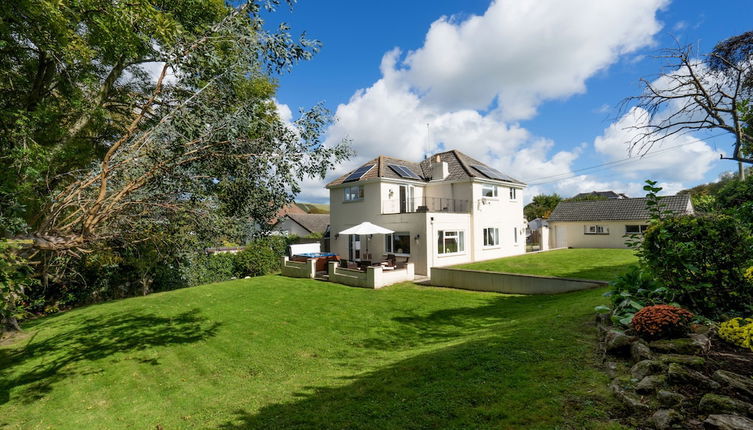 Photo 1 - Peveril House, Spacious Eco-friendly Holiday Home