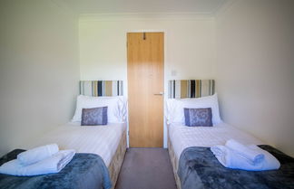 Photo 3 - Felmoor Lodge - Sleeps 4, Hot Tub & Parking