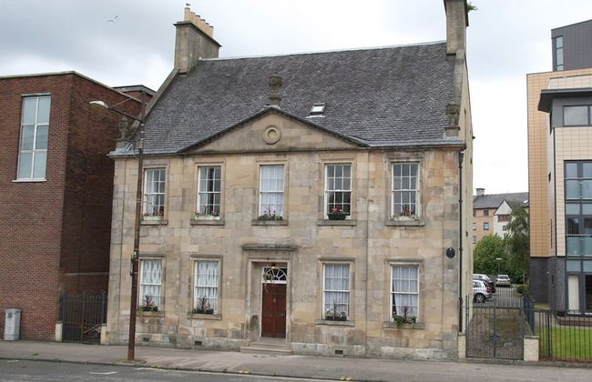 Number 52 Charlotte Street - Photo 1