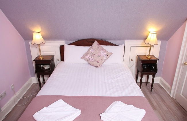 Number 52 Charlotte Street - Photo 10